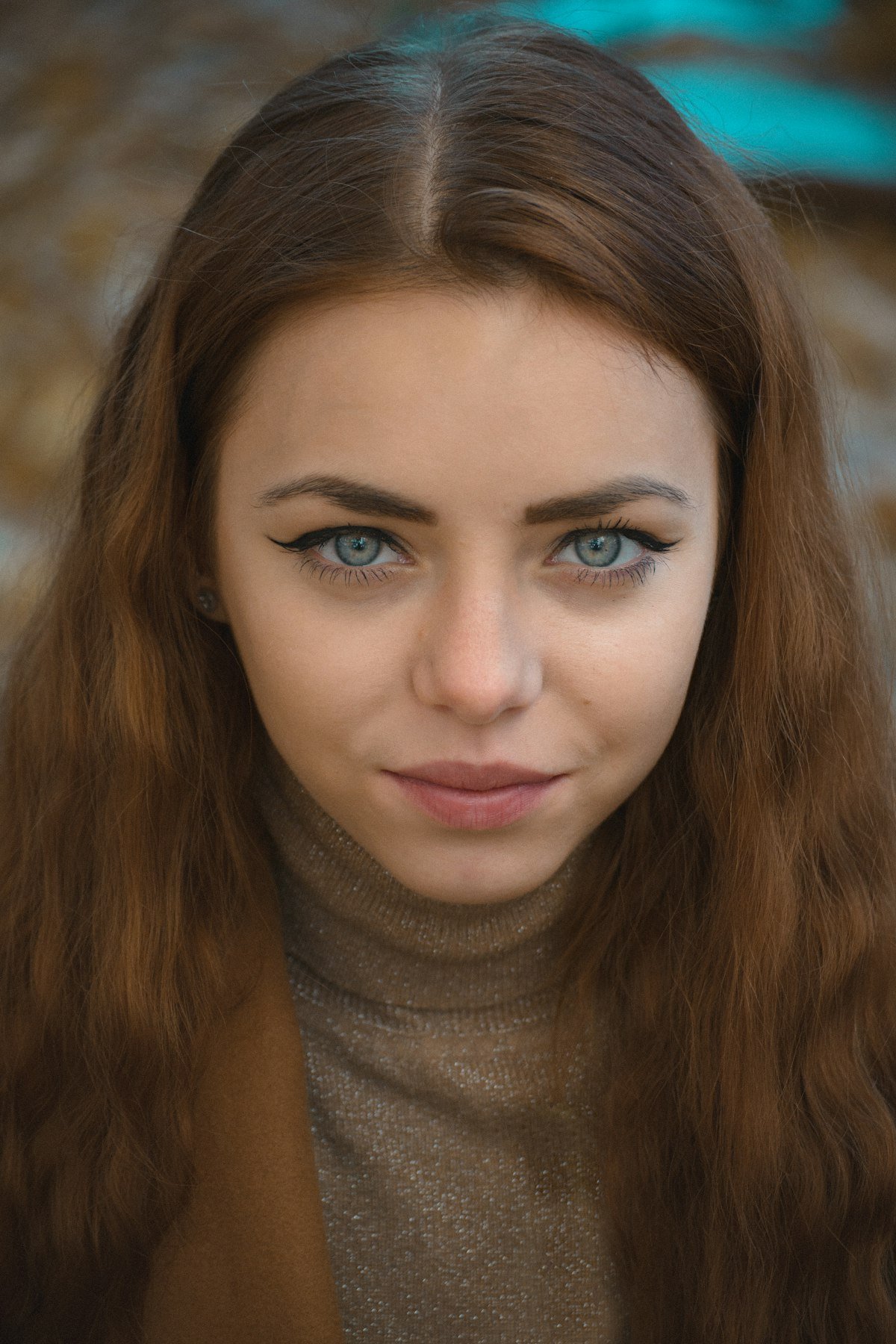 Cliente au regard sublimé après un rehaussement de cils